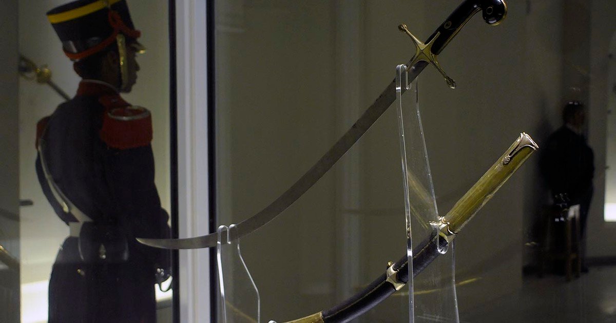 El sable de San Martín: 5 mitos y secretos que lo convierten en la mayor joya histórica argentina