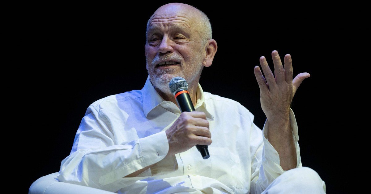 John Malkovich viene a la Argentina para hacer una sola función de una obra sobre la represión en tiempos de Pinochet