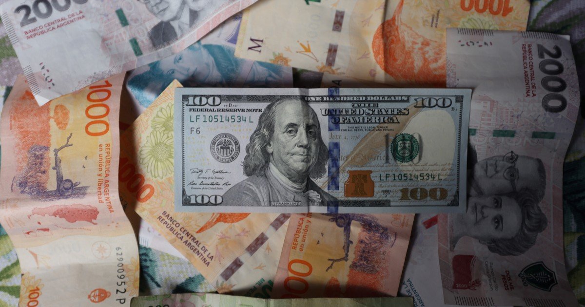 En medio del veranito, las ganancias por apostar al peso ya son de 16% en dólares