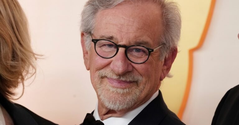 Steven Spielberg entró al club de los EGOT: quiénes son los artistas que ganaron un Emmy, un Grammy, un Oscar y un Tony