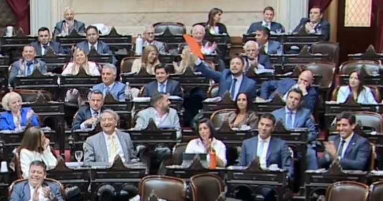 Javier Milei y sus medidas, EN VIVO: tras su victoria en el Senado, el Gobierno acelera el avance de la reforma laboral en Diputados