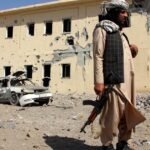 Pakistán lanza nuevos ataques aéreos dentro de Afganistán y no cesan los combates en la frontera: afirman que hay más de 300 muertos