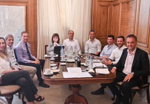 Javier Milei y sus medidas, EN VIVO: la mesa política del Gobierno volverá a reunirse el lunes en la previa de otra semana intensa en el Congreso