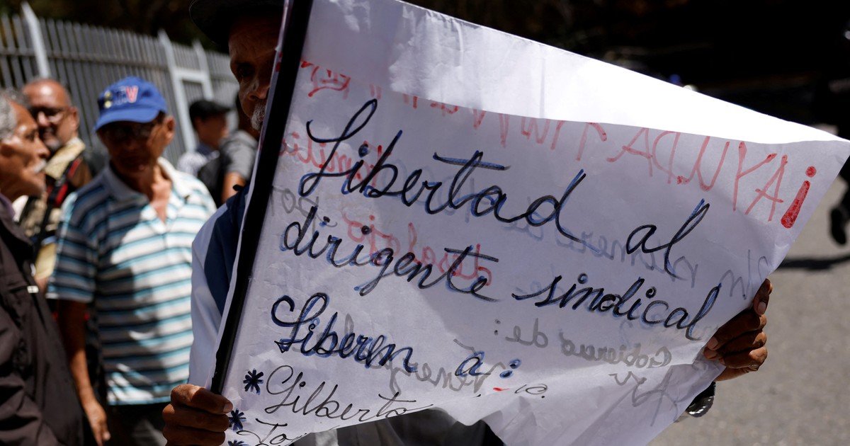 Estudiantes marcharon contra el régimen de Venezuela por la demora en la aprobación de la amnistía a presos políticos