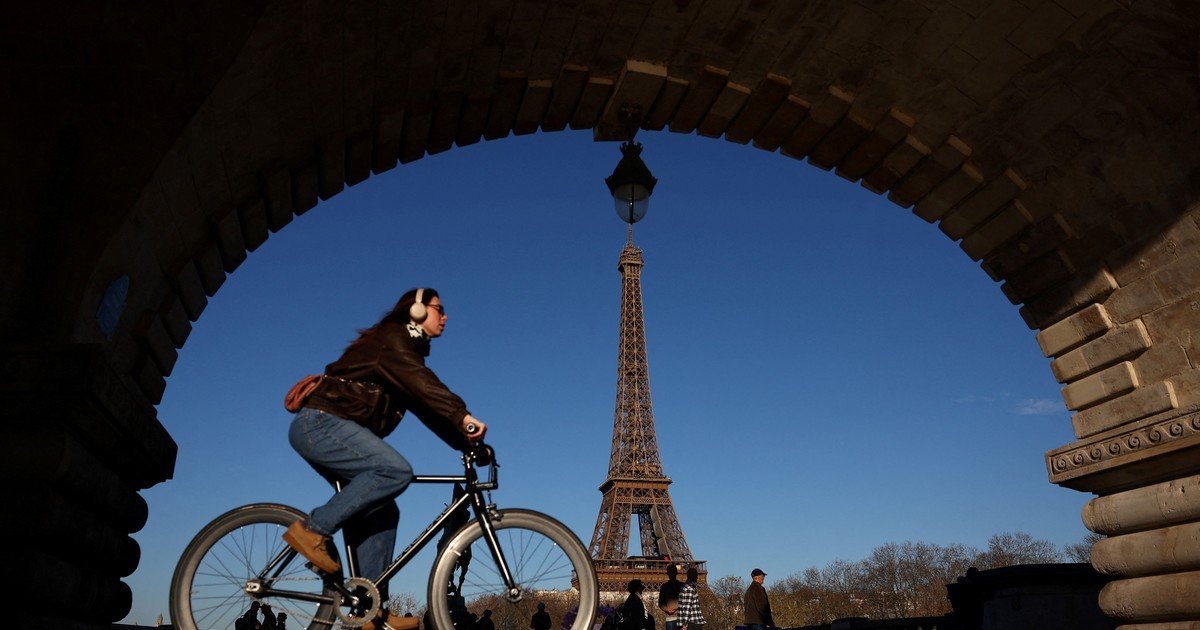 París bajo la sombra de la guerra: el miedo al desabastecimiento y la repatriación masiva de franceses en el Golfo