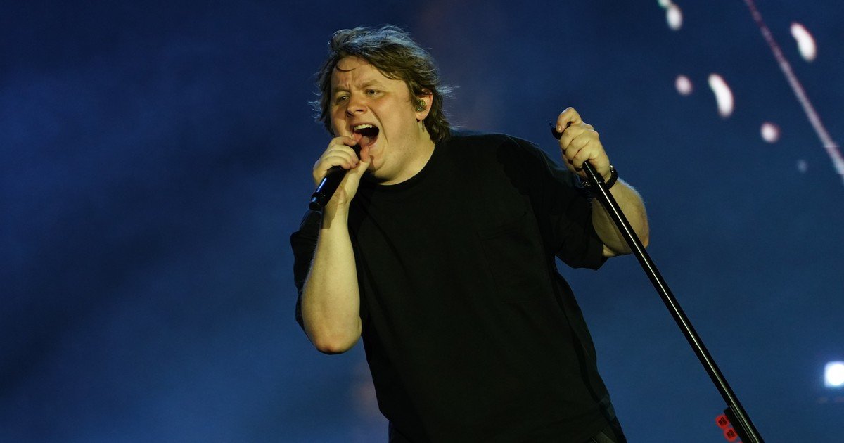 Lollapalooza 2026: Lewis Capaldi superó sus miedos y tuvo su debut soñado en la Argentina