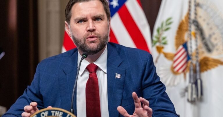 La “obsesión” del vicepresidente de Estados Unidos con los ovnis: dice que los extraterrestres son “demonios”