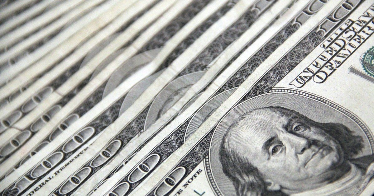 Dólar hoy y dólar blue, EN VIVO: a cuánto cotiza el oficial y cuál es el precio del paralelo este viernes 6 de marzo, minuto a minuto