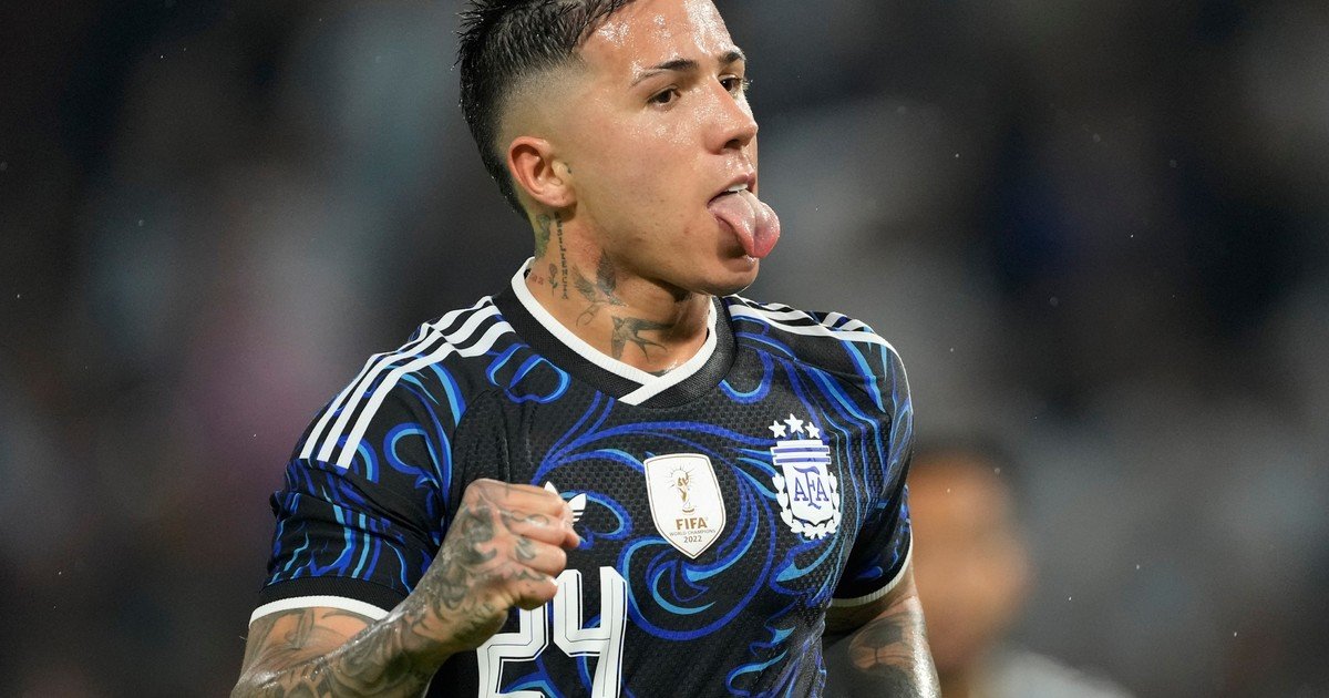 Enzo Fernández se quejó del estado del campo de juego de la Bombonera tras el amistoso con Mauritania: "No pudimos mostrar nuestro fútbol"