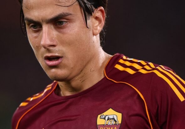 Paulo Dybala se operó la rodilla izquierda pensando a futuro y complica su presencia en el Mundial con la Selección Argentina