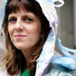 Eva furiosa: la versión desobediente que rompe mitos y culpa, en la obra de Sol Bonelli