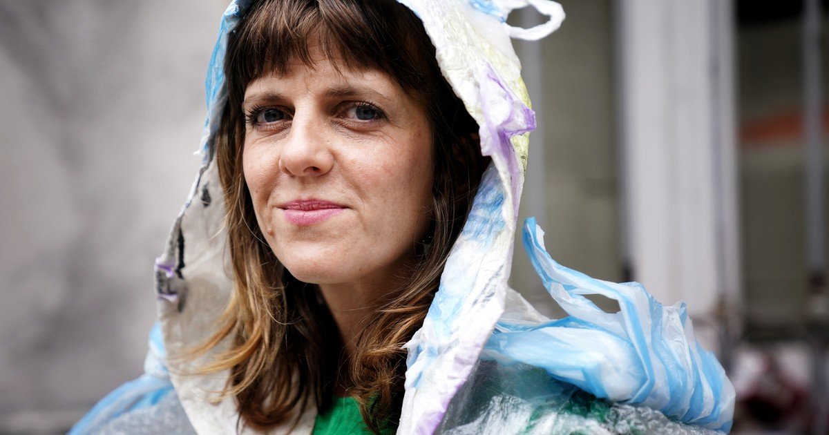 Eva furiosa: la versión desobediente que rompe mitos y culpa, en la obra de Sol Bonelli