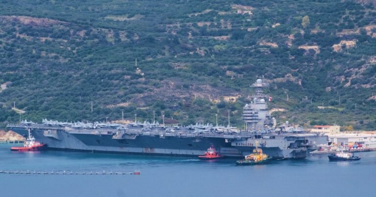 El Gerald Ford, el portaviones más grande del mundo, ¿no es apto para la guerra?
