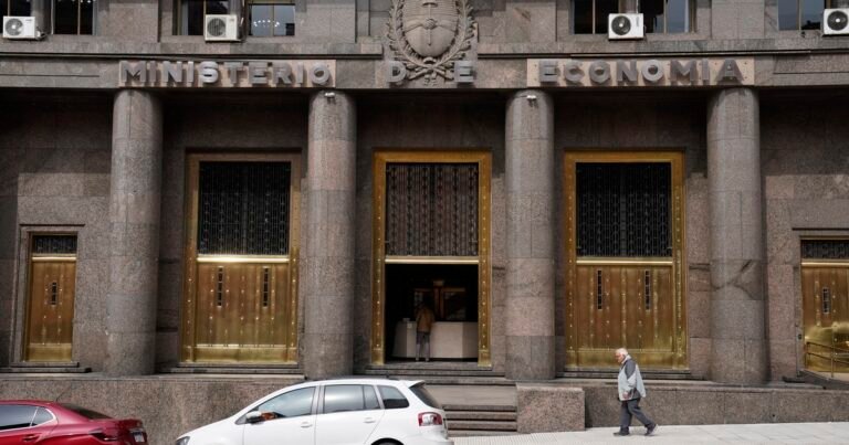 El Gobierno registró en febrero superávit financiero por segundo mes consecutivo