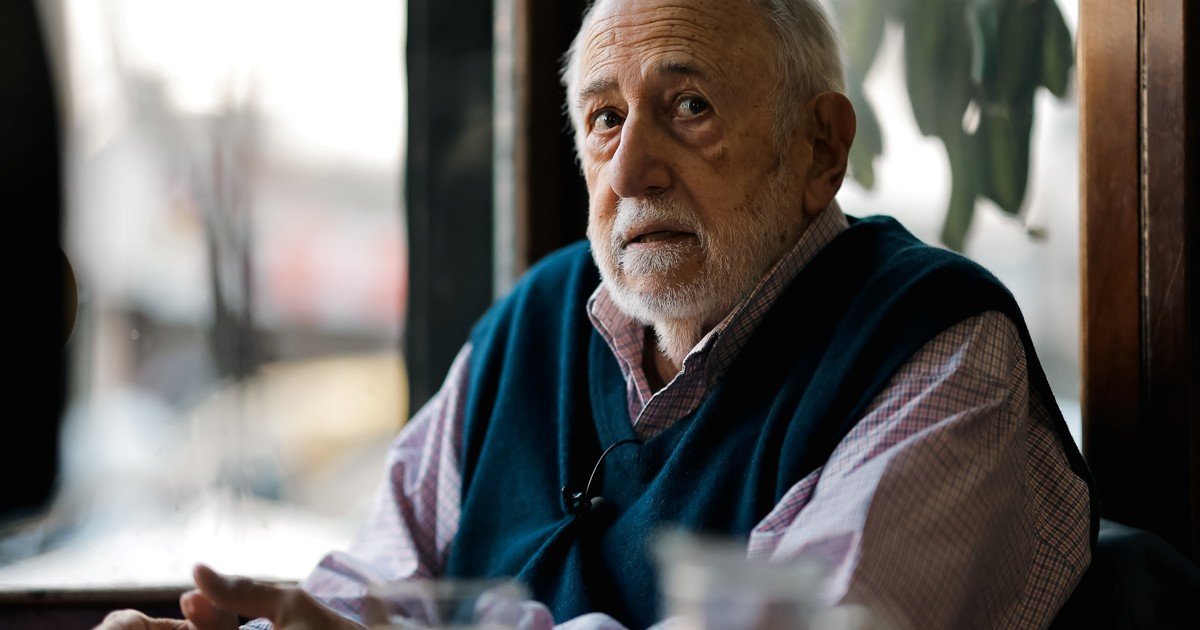 Murió Adolfo Aristarain: el día que descalificaron del Oscar a su película "Un lugar en el mundo"