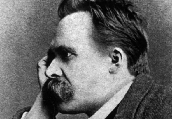 Friedrich Nietzsche, filósofo, poeta y filólogo alemán: “Quien tiene un por qué para vivir puede soportar casi cualquier cómo”