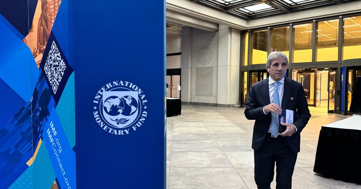 Deuda con el FMI: vencen US$ 800 millones el viernes mientras el Gobierno espera un nuevo desembolso