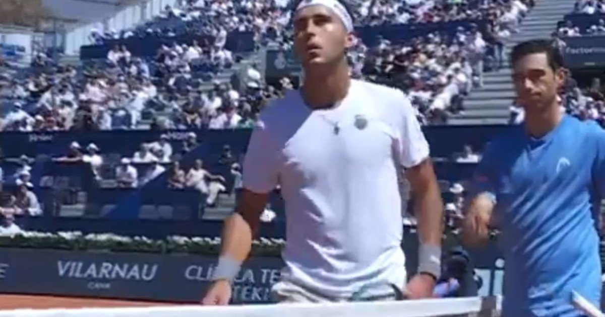 Tomás Etcheverry se despidió del ATP 500 de Barcelona a pura bronca y un frío saludo: Nuno Borges le ganó el match point con un ace sacando de abajo