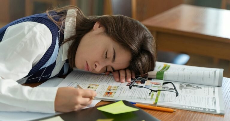 Fatiga crónica: cambios en las bacterias intestinales podrían explicar sus síntomas