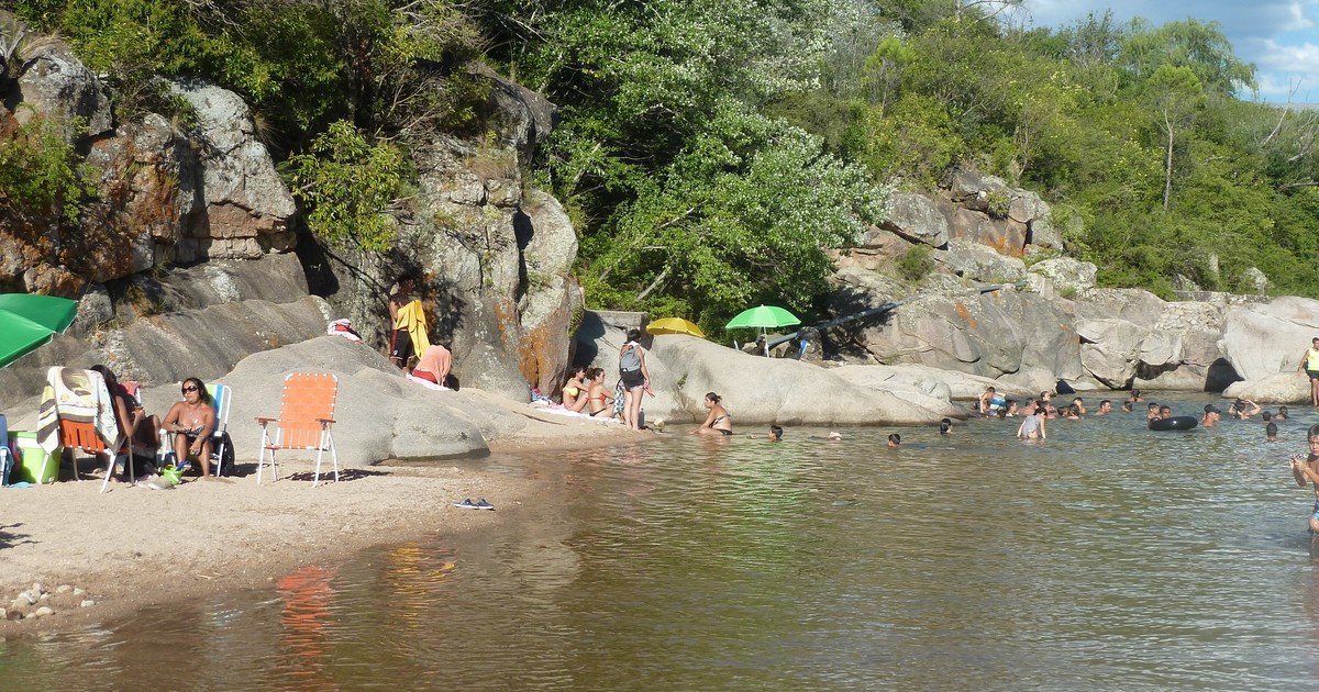 Córdoba: un turista murió ahogado tras tirarse a nadar a un río mientras estaba de vacaciones con su mujer