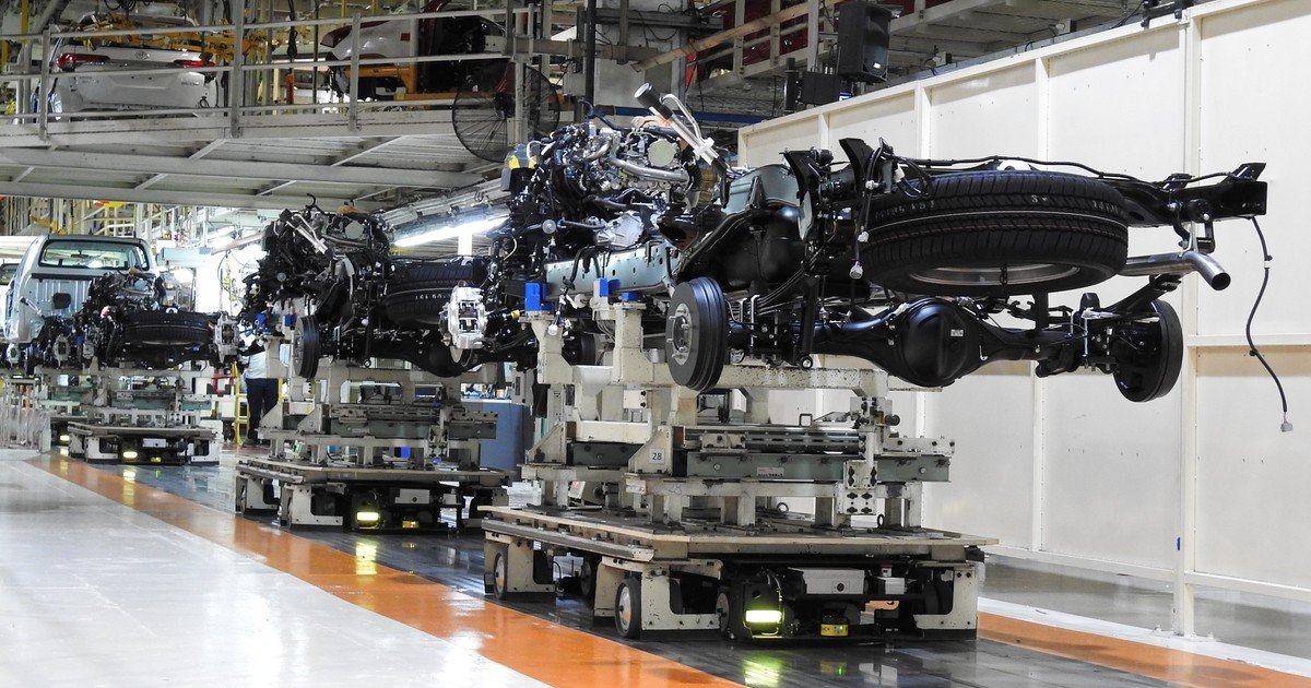 Después de la debacle de la actividad en febrero el Gobierno se ilusiona con los signos de repunte en marzo