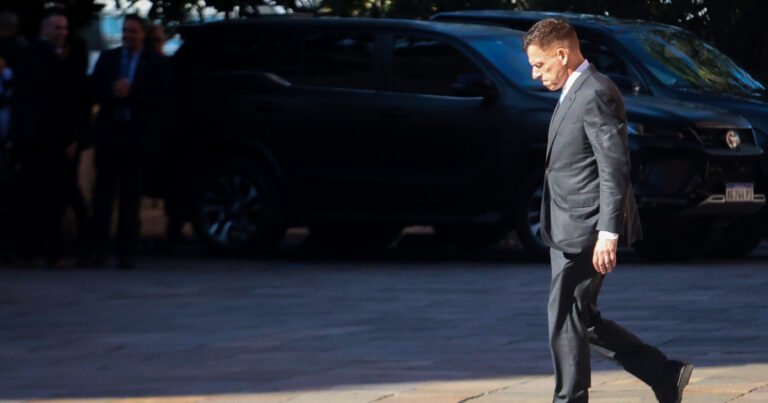 La pregunta clave del millonario que monitorea el “experimento libertario”