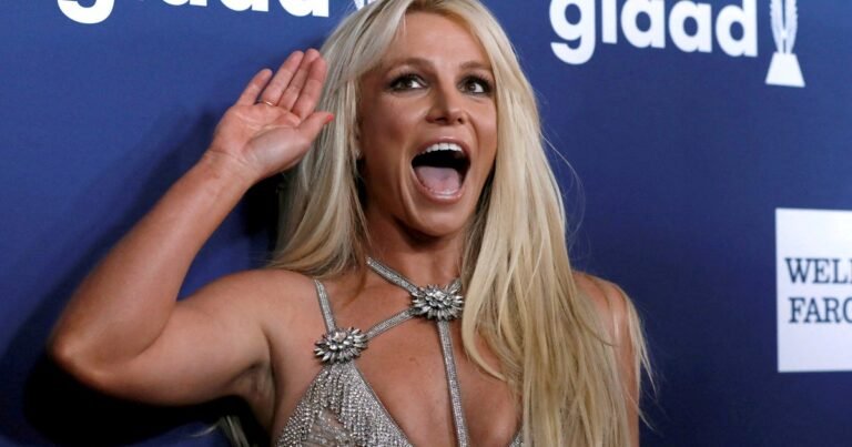 Britney Spears se internó en un centro de tratamiento por abuso de sustancias tras ser detenida en la ruta