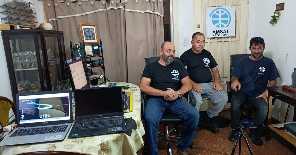 Estación Capitán Beto: desde una casa en Ramos Mejía siguieron la misión Artemis II para la NASA