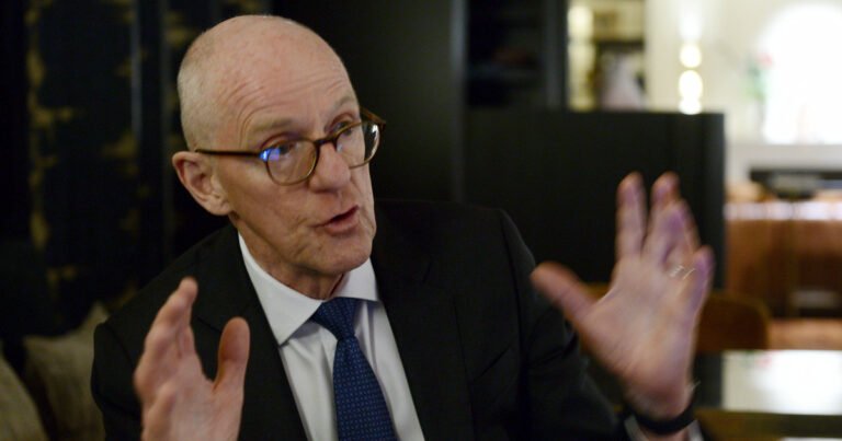 Nick Gibb: "La ideología progresista causó la caída en el rendimiento educativo: simplemente, porque no funciona"