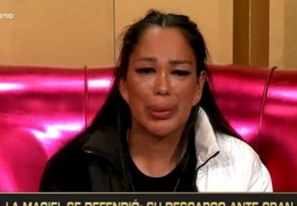 La reacción de Jessica Eli Maciel al recibir una notificación de la justicia en la casa de "Gran Hermano": "Me acaban de romper la cabeza"