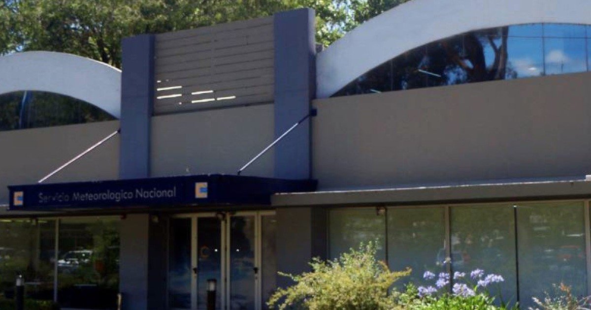 El Servicio Meteorológico Nacional hará un apagón informativo en protesta por los despidos: cuando es y cuánto durará