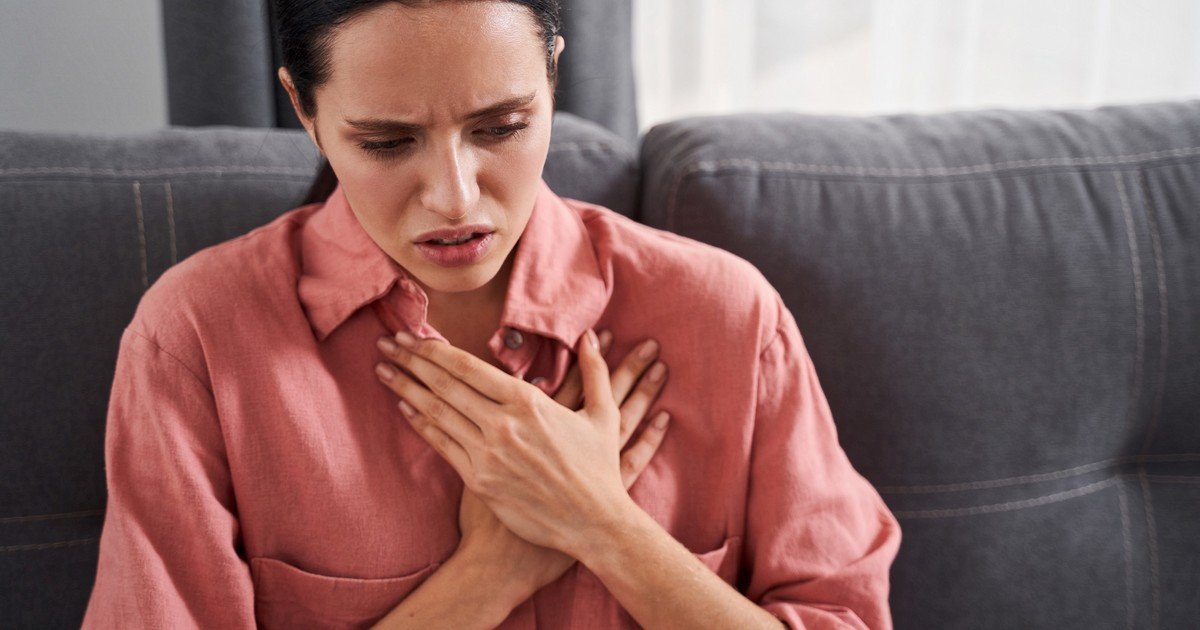 Advierten por un "punto ciego clínico" muy peligroso para el corazón de mujeres jóvenes: cómo prevenirlo