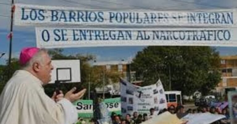 La Iglesia volvió a criticar al gobierno por la paralización de las obras en los barrios populares