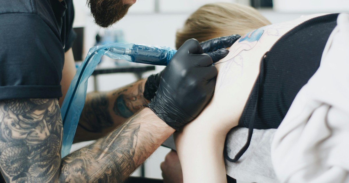 Los científicos no dan crédito: los tatuajes afectan al sistema inmunitario de maneras que apenas empezamos a comprender
