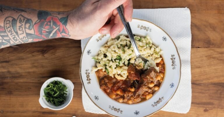 Goulash con garbanzos de Tomás Kalika
