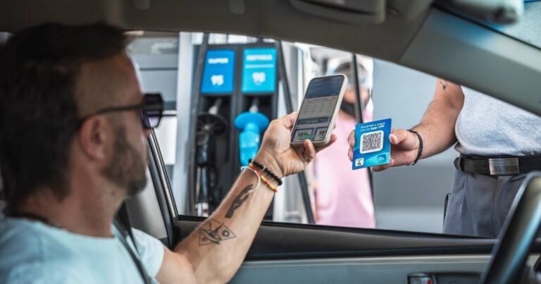 YPF empieza a pagar intereses a los saldos en su app para competir con Mercado Libre