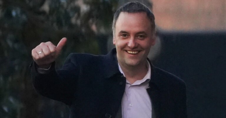 El ex futbolista que fue el dueño original del departamento que compró Manuel Adorni declaró en la Justicia cómo fue la venta