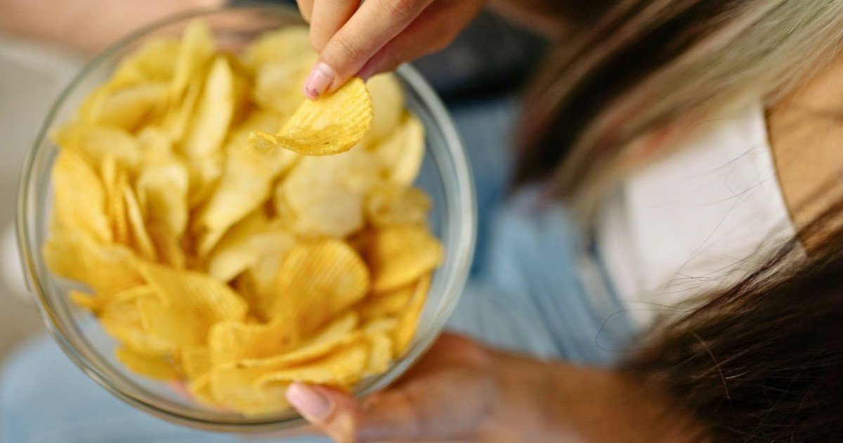 Alerta en EE.UU.: retiran a nivel nacional lotes de papas fritas por orden de la FDA ante riesgo de contaminación por una bacteria mortal