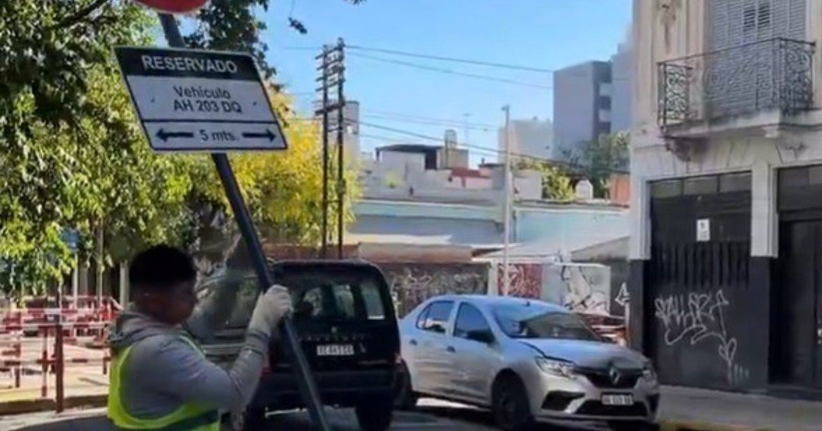 La Ciudad eliminó 270 estacionamientos reservados para personas con discapacidad: estaban vencidos o eran truchos