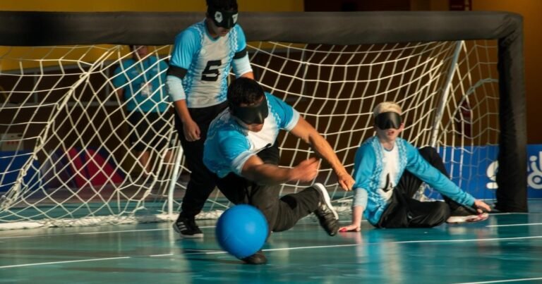 Cómo es el goalball, el deporte creado para personas ciegas