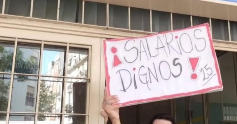 Docentes de las Fuerzas Armadas denuncian que ganan 500 mil pesos