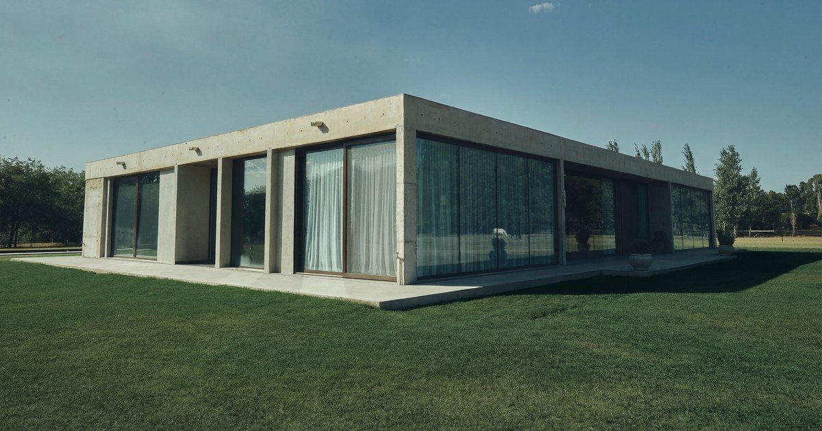 Casa CH redefine la relación entre arquitectura y entorno natural