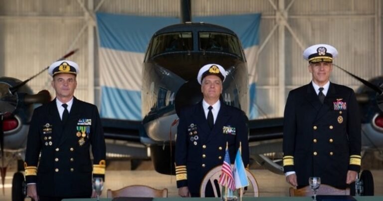 Un nuevo acuerdo militar con Estados Unidos considera “un bien común global” al Mar Argentino