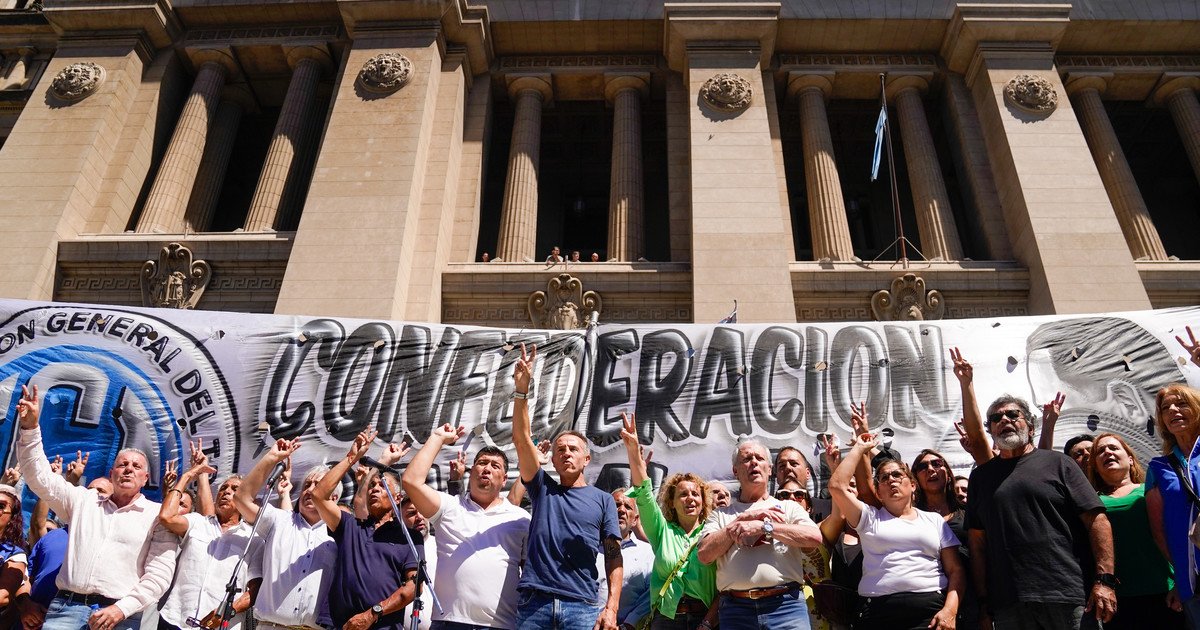La justicia revocó la cautelar que suspendió 81 artículos de la ley de reforma laboral
