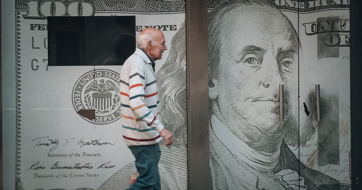 Los ahorristas volvieron al dólar: compraron US$ 1.500 millones en abril, el nivel más alto desde las elecciones