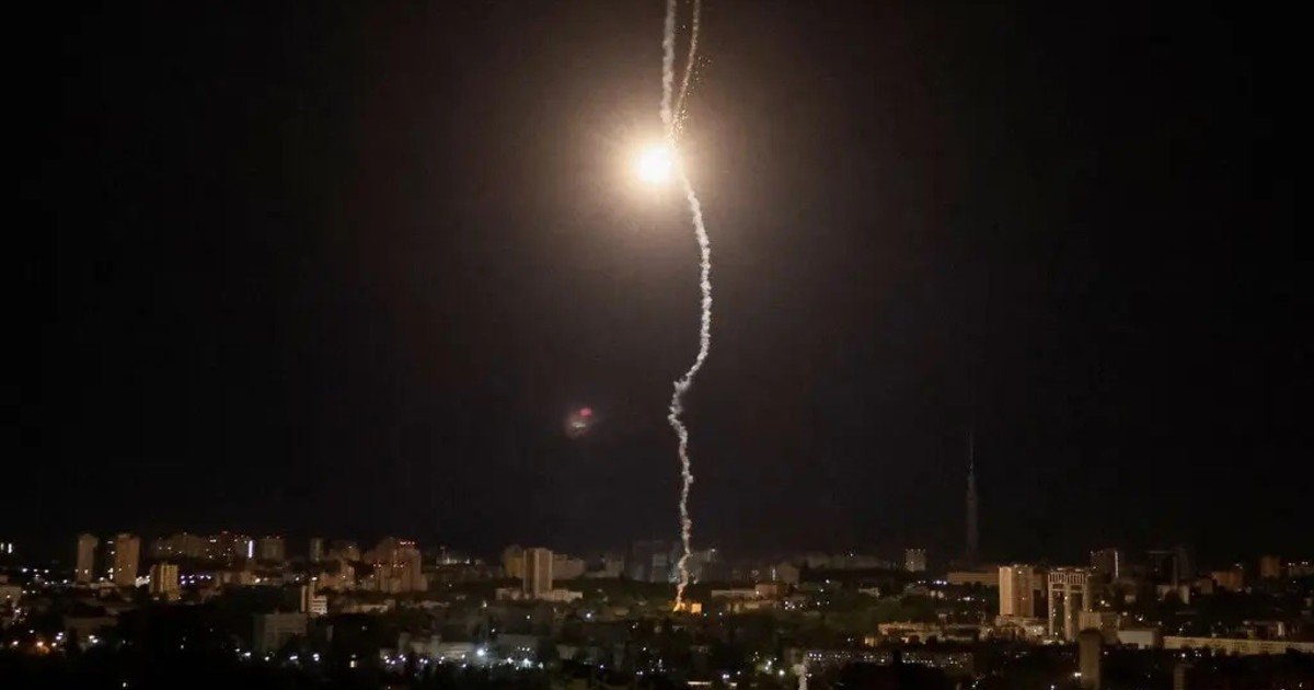 Rusia atacó Kiev con misiles balísticos tras una ofensiva mortal de Ucrania a una ciudad ocupada