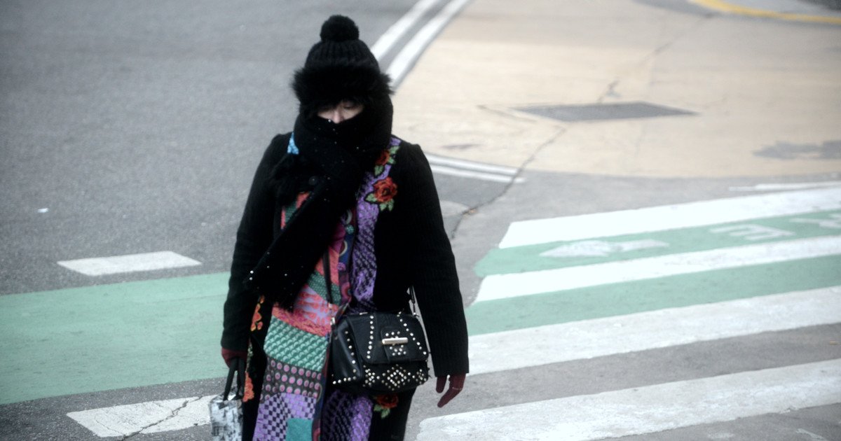 Frío en modo invierno: la temperatura bajó a 4,6 grados en la Ciudad y hubo localidades de Buenos Aires que quedaron bajo cero