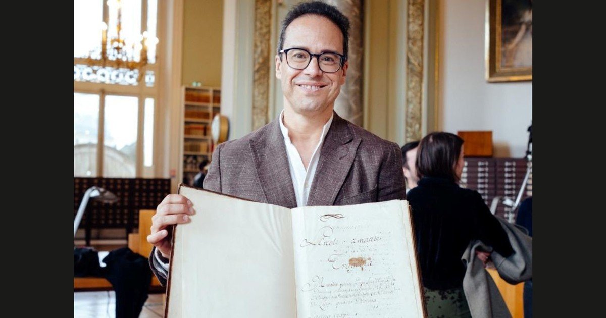 Leonardo García Alarcón, el director argentino que recuperó una ópera perdida e inédita dedicada al Rey Luis XIV y la estrena en París