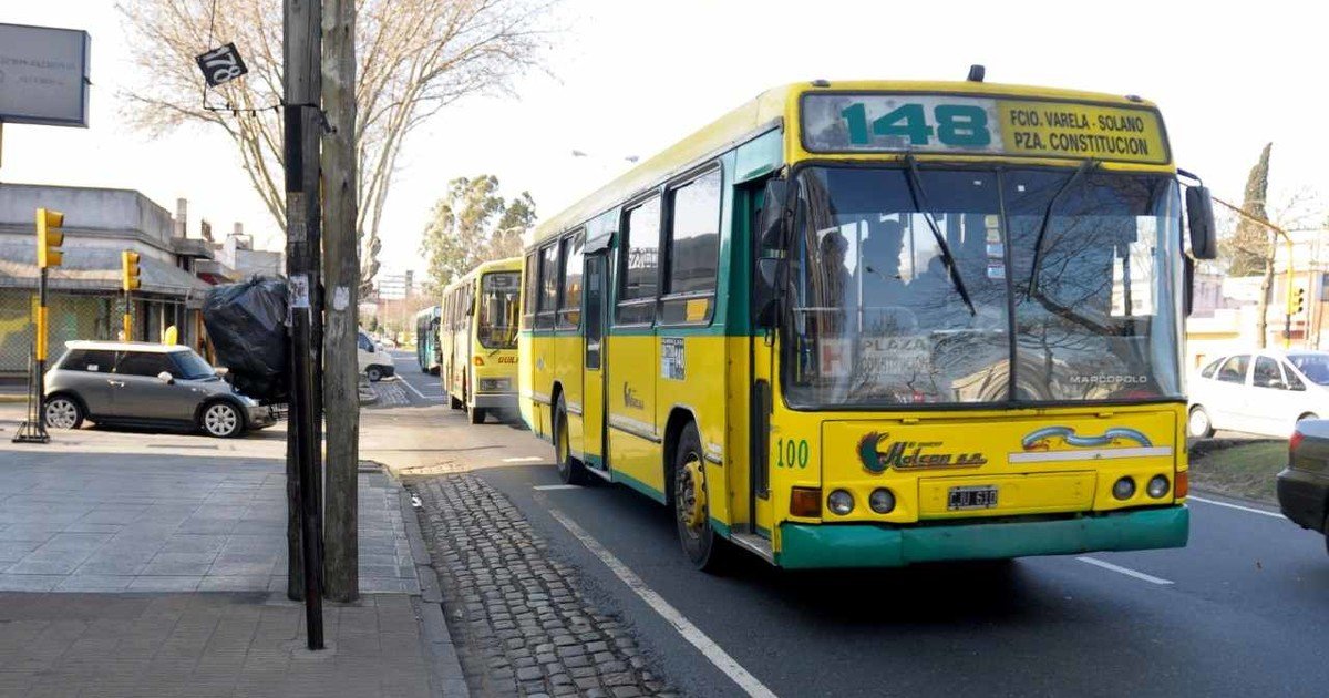 Hay alivio por el regreso de la línea 148 a Varela, pero no recuperó todos los recorridos