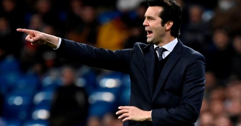 En España apuntan contra Santiago Solari por las filtraciones en el vestuario de Real Madrid